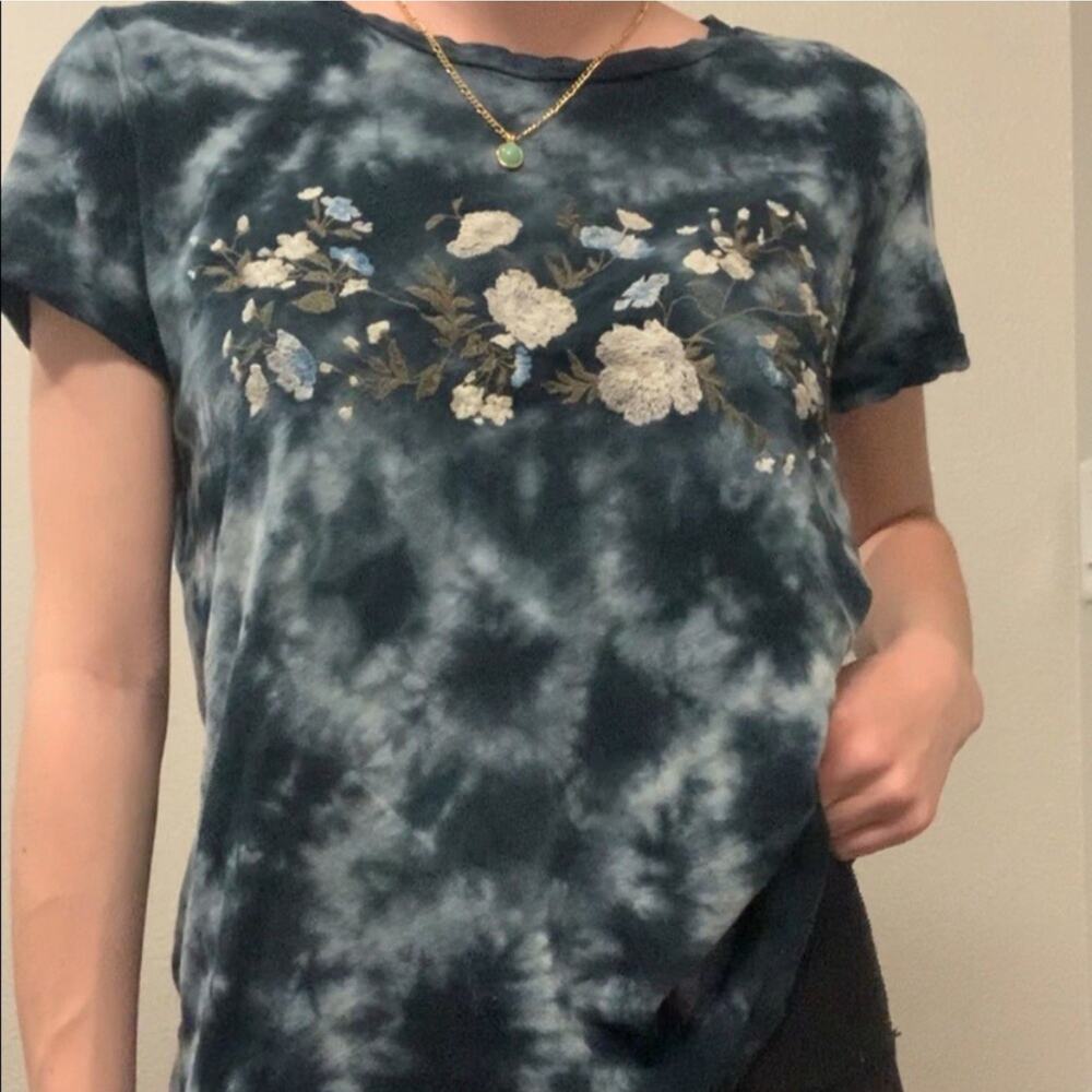 American Eagle Women's Med Short Sleeve Tie Dye Embroidered Cottage Boho Shirt